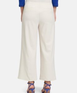 Clariamoore.shop03481e0e49 3