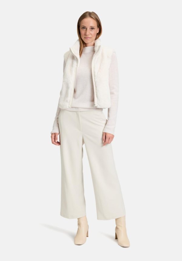 Clariamoore.shop06a6840c51 3