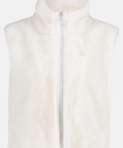 Clariamoore.shop06a6840c51 5