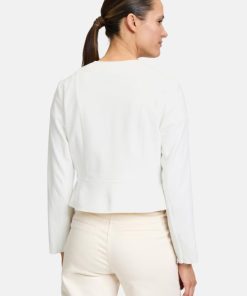 Clariamoore.shop08d05c278d 3