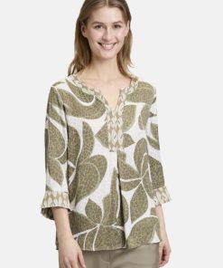 Clariamoore.shop0991a87084 1