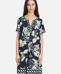 Clariamoore.shop0d37107ebf 1