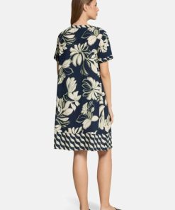 Clariamoore.shop0d37107ebf 3