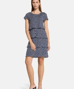 Clariamoore.shop1079bf9559 2