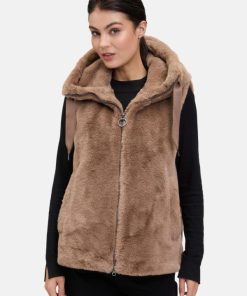 Clariamoore.shop129b6c8dee 1