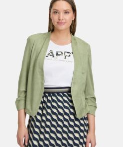 Clariamoore.shop16af8a796a 1