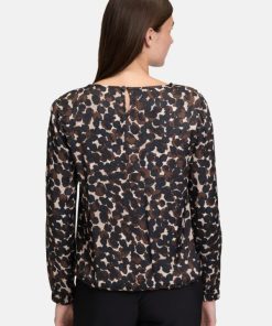 Clariamoore.shop179482f885 3