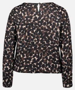 Clariamoore.shop179482f885 5