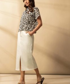 Clariamoore.shop1c999bf3ad 1