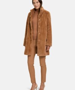 Clariamoore.shop22754e4c97 2