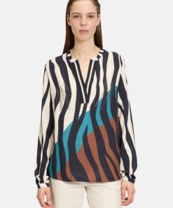 Clariamoore.shop24818549b4 1