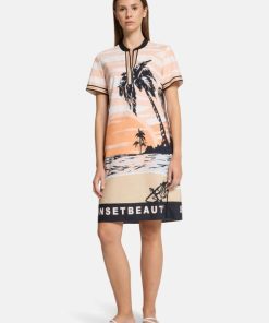 Clariamoore.shop2703f09398 2