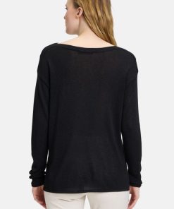 Clariamoore.shop2ddbf5c3b2 3