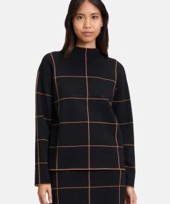 Clariamoore.shop307caa8c43 1