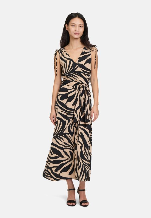 Clariamoore.shop322527f294 1