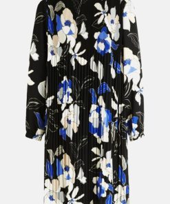 Clariamoore.shop32532e83a9 4