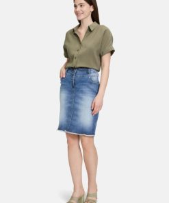 Clariamoore.shop3af08e1943 2