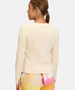 Clariamoore.shop3bae08898e 3