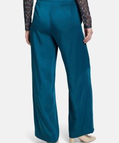 Clariamoore.shop44e333e28b 4