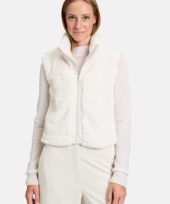 Clariamoore.shop48ca37174b 2