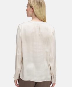 Clariamoore.shop491aa84dcf 3