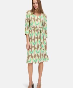 Clariamoore.shop4f8f7c8643 2