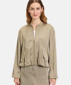 Clariamoore.shop4fad359544 2