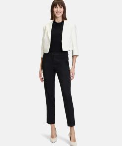 Clariamoore.shop513a563fc9 2