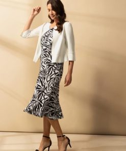 Clariamoore.shop57deb03fd8 1