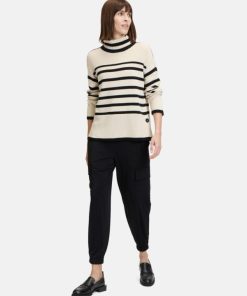 Clariamoore.shop58ddcd8bc1 4