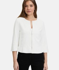 Clariamoore.shop5bef19a9fe 1