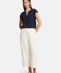 Clariamoore.shop5cd2e7968a 2