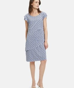 Clariamoore.shop5cdc193270 2