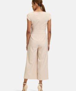 Clariamoore.shop5dba38cdba 2