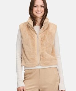 Clariamoore.shop5ef7d907d5 2