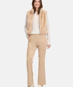 Clariamoore.shop5ef7d907d5 3