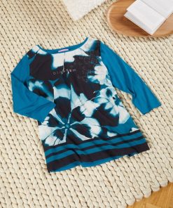 Clariamoore.shop5f38b2f249 1