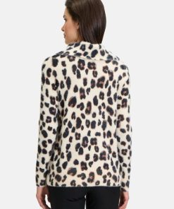 Clariamoore.shop6acc6dfd29 4