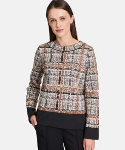 Clariamoore.shop72b35eb0d5 1