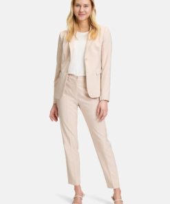 Clariamoore.shop780e1b69e2 2