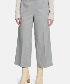 Clariamoore.shop7ba0df1891 1