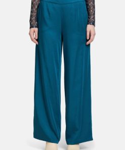 Clariamoore.shop7f8a32f6b1 2