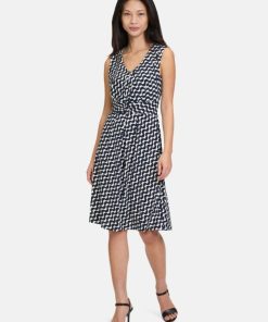 Clariamoore.shop844d7503e3 2