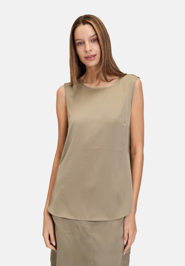 Clariamoore.shop854ad5464b 1