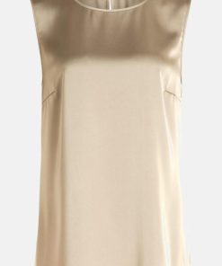 Clariamoore.shop854ad5464b 4