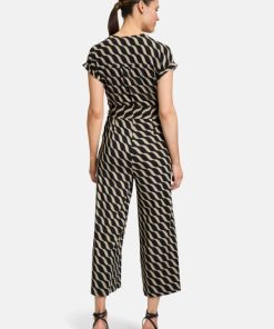 Clariamoore.shop85bea50745 2