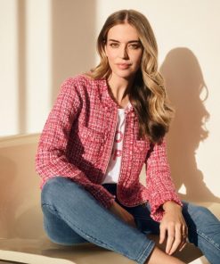 Clariamoore.shop8615730bd2 1