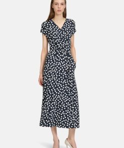 Clariamoore.shopa265d39a13 1