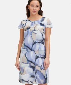 Clariamoore.shopa56b58cad1 1