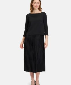 Clariamoore.shopb8ff58cd5f 1